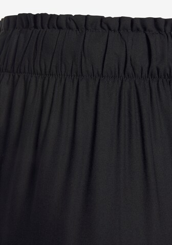 LASCANA Szeroka nogawka Spodnie w kolorze czarny