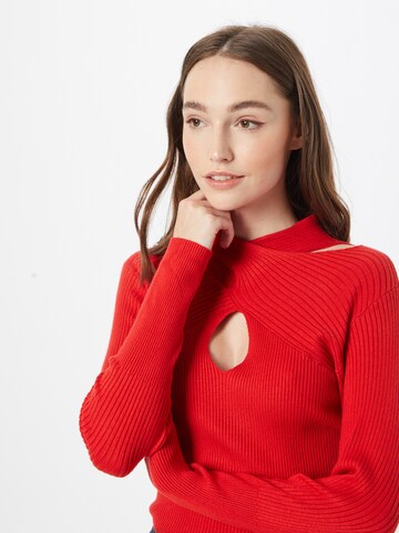 Warehouse - Pullover em vermelho