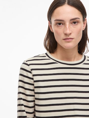 T-shirt ROUGE EDIT en blanc