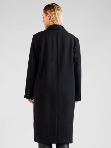 Manteau mi-saison 'ALMA' Selected Femme Curve en noir