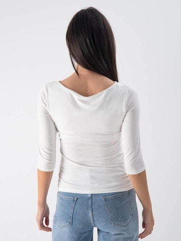 MND Paita värissä valkoinen