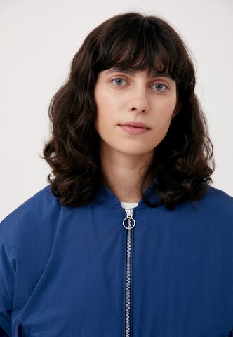 Finn Flare Between-Season Jacket in Blue