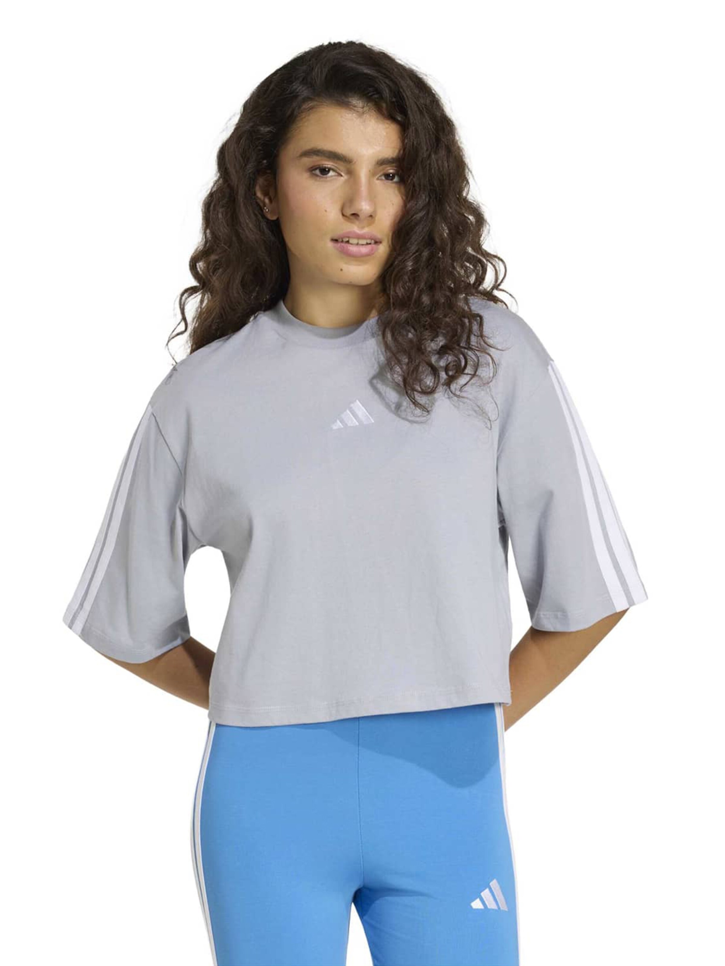 T-shirt fonctionnel ADIDAS SPORTSWEAR en gris : devant