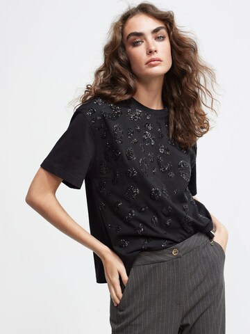 Lola Casademunt Shirt 'Freizeit' in Schwarz