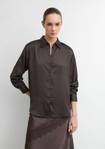 COMMA Blouse in Brown: front