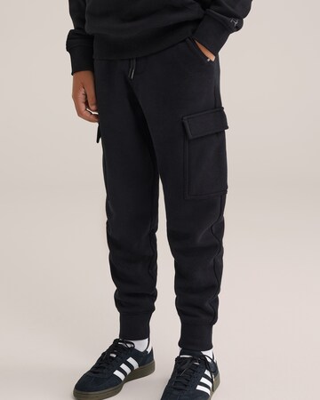 Effilé Pantalon WE Fashion en noir : devant