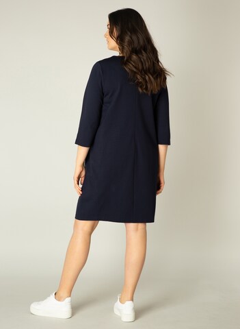 BASE LEVEL CURVY Dress 'Addy' in Blue