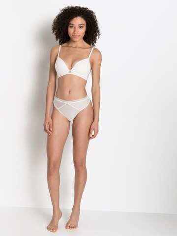 s.Oliver Thong in White: front