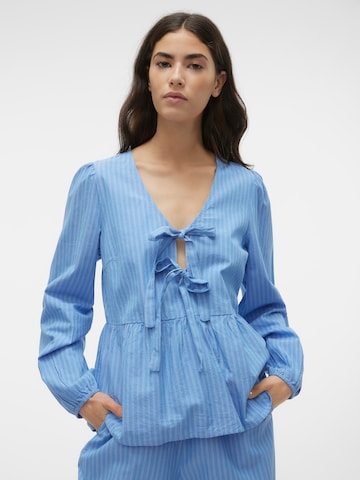 VERO MODA Blouse 'Gili' in Blauw: voorkant