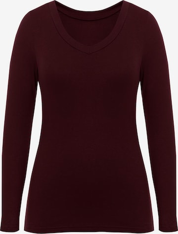 Tricou de la Imily Bela pe roșu: față