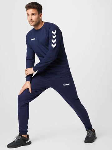 Hummel Slimfit Sporthose in Blau