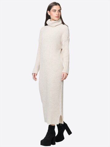 Elara Kleid in Beige