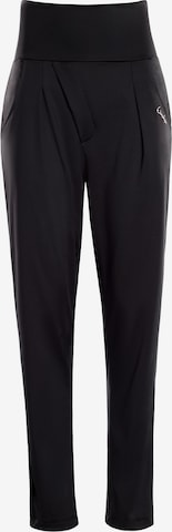 Winshape Дънки Tapered Leg Спортен панталон 'HP103' в черно: отпред
