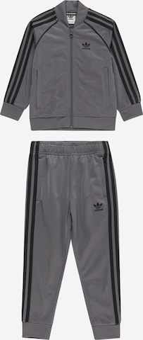 ADIDAS ORIGINALS Jogginganzug 'Adicolor Sst' in Grau: predná strana