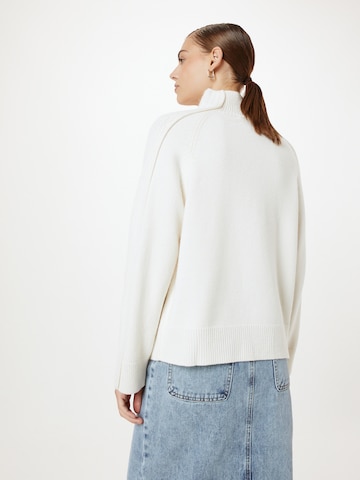 Pullover di Calvin Klein in bianco