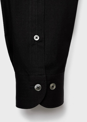 MANGO MAN Slim fit Button Up Shirt 'Bilbao' in Black