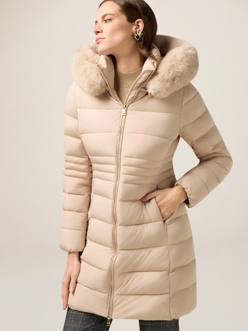 Giacca invernale di oltre in beige