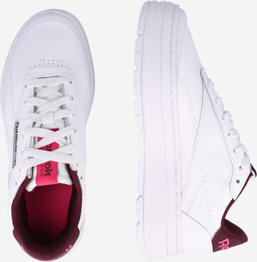 Sneaker low de la Reebok pe alb