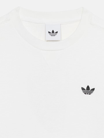 ADIDAS ORIGINALS Μπλουζάκι σε λευκό