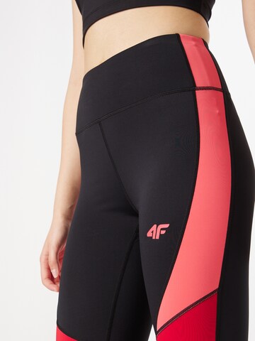 4F Skinny Workout Pants in Black