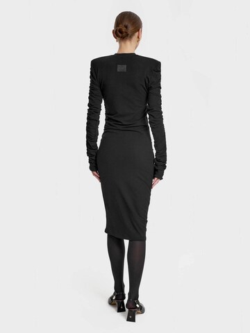 OPRA Dress 'Opra Sukienka Yara Black OPR-YARA-BLK' in Black