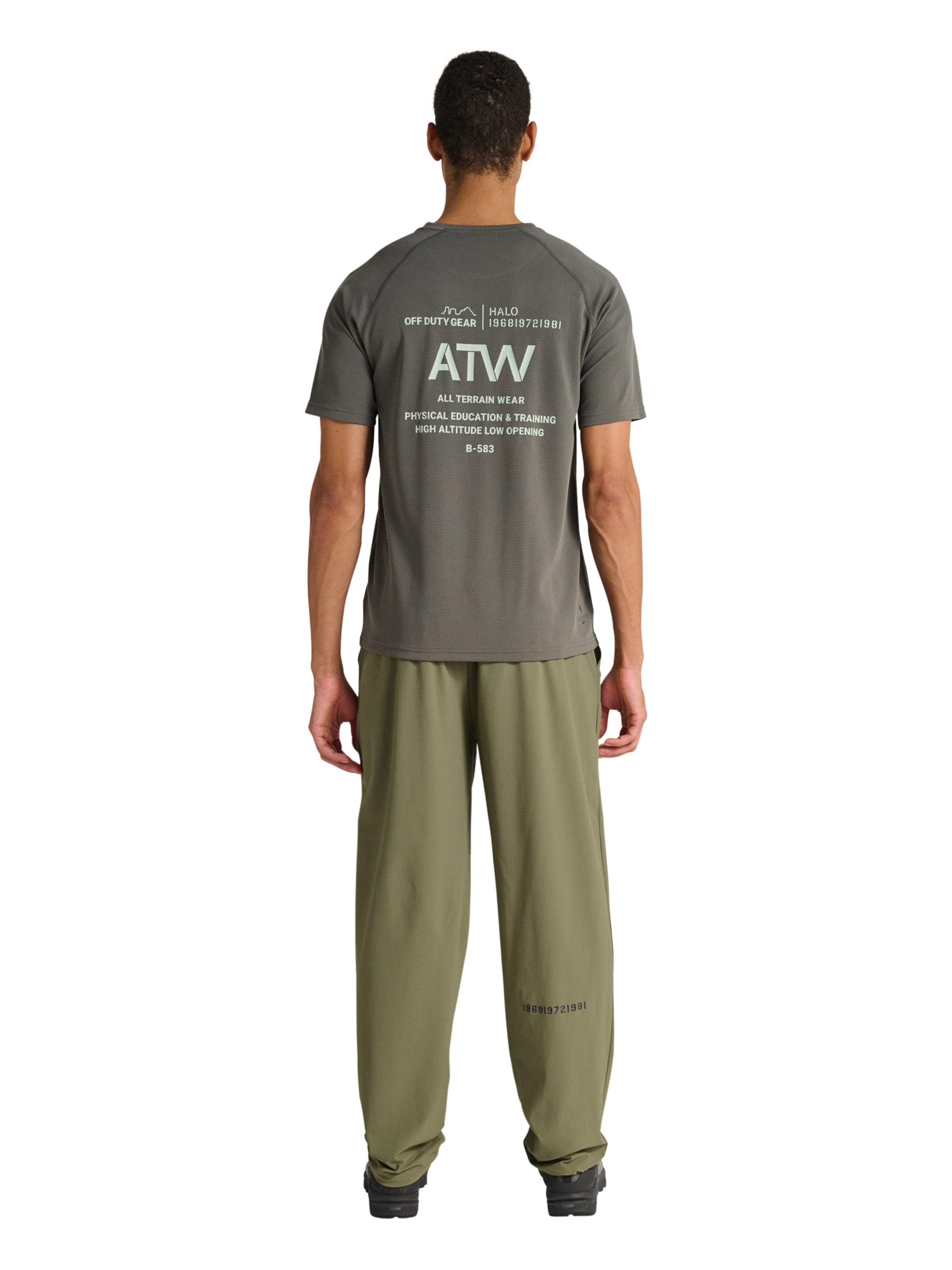 HALO Loosefit Sporthose in Grün