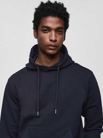 MANGO MAN Sweatshirt 'Bone' in Blauw