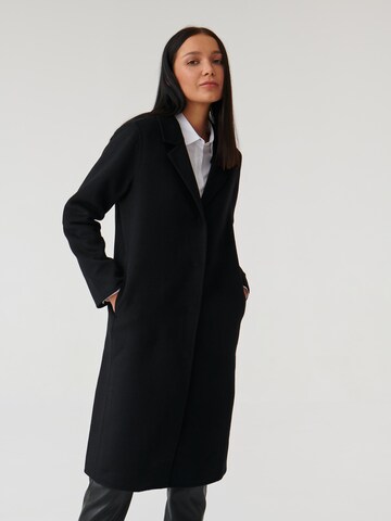 TATUUM Демисезонное пальто 'FARINO 1' в Черный: спереди