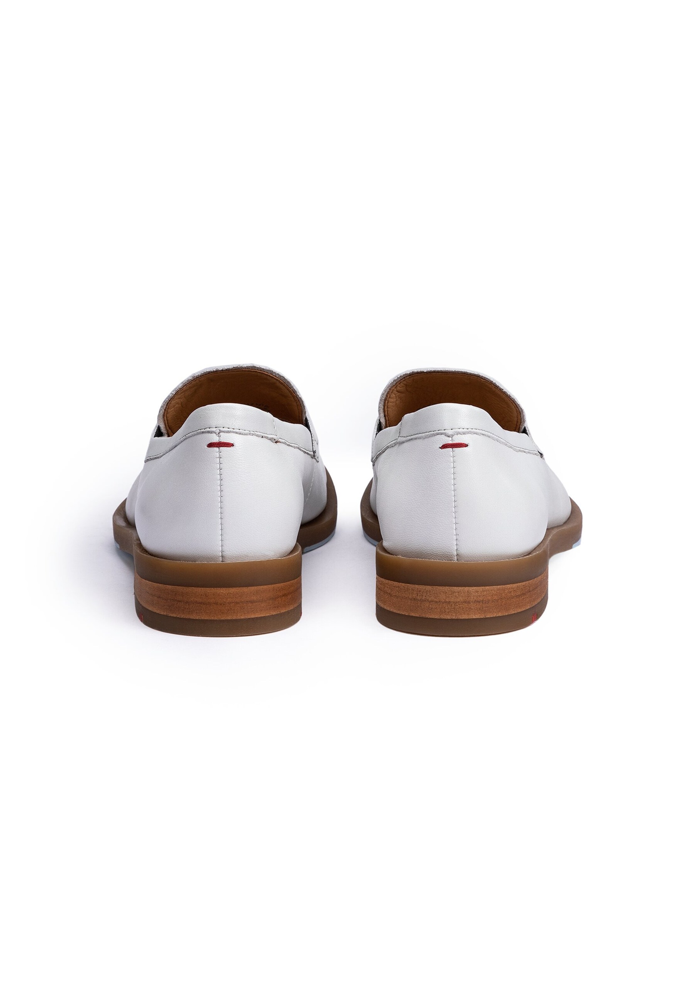 LLOYD Classic Flats in White