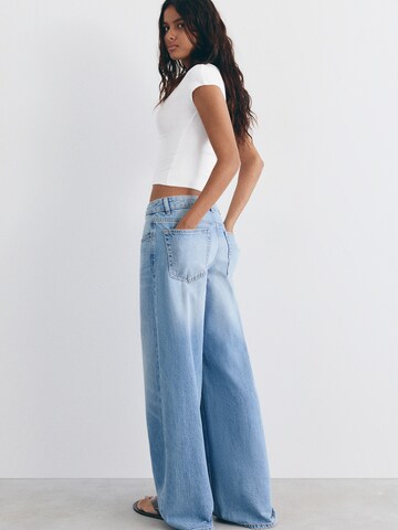 Pull&Bear T-shirt i svart