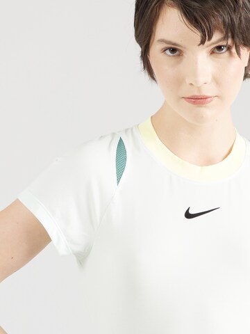 Tricou funcțional 'COURT ADVANTAGE' de la NIKE pe verde