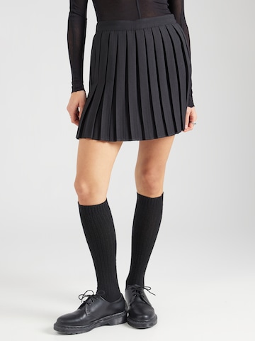 Trendyol Skirt in Black: front