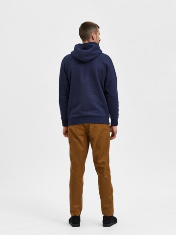 SELECTED HOMME Sweatshirt 'JACKMAN' i blå