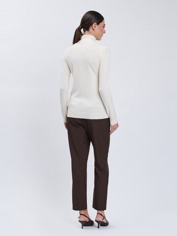 Influencer Sweater in Beige