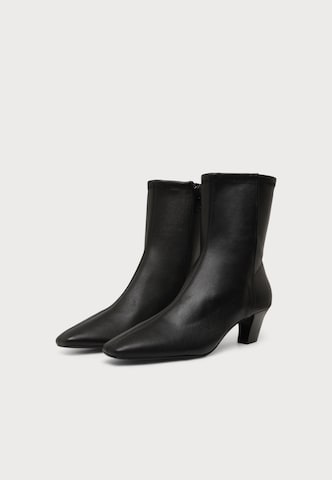 Bottines & Other Stories en noir
