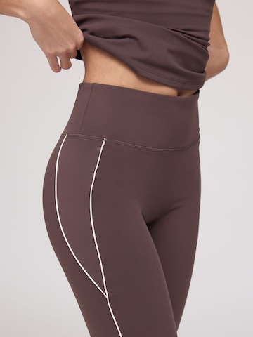 Skinny Leggings di Osia in marrone