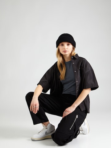 WEEKDAY Koszulka w kolorze niebieski