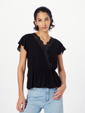 ABOUT YOU Shirt 'Elsa ' in Zwart: voorkant