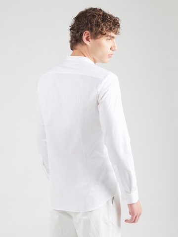 Coupe regular Chemise 'Kaleb' HUGO en blanc