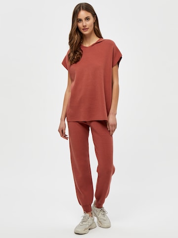 DESIRES Tapered Broek 'Gabi' in Rood