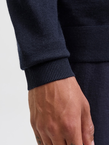 Geacă tricotată de la JACK & JONES pe albastru