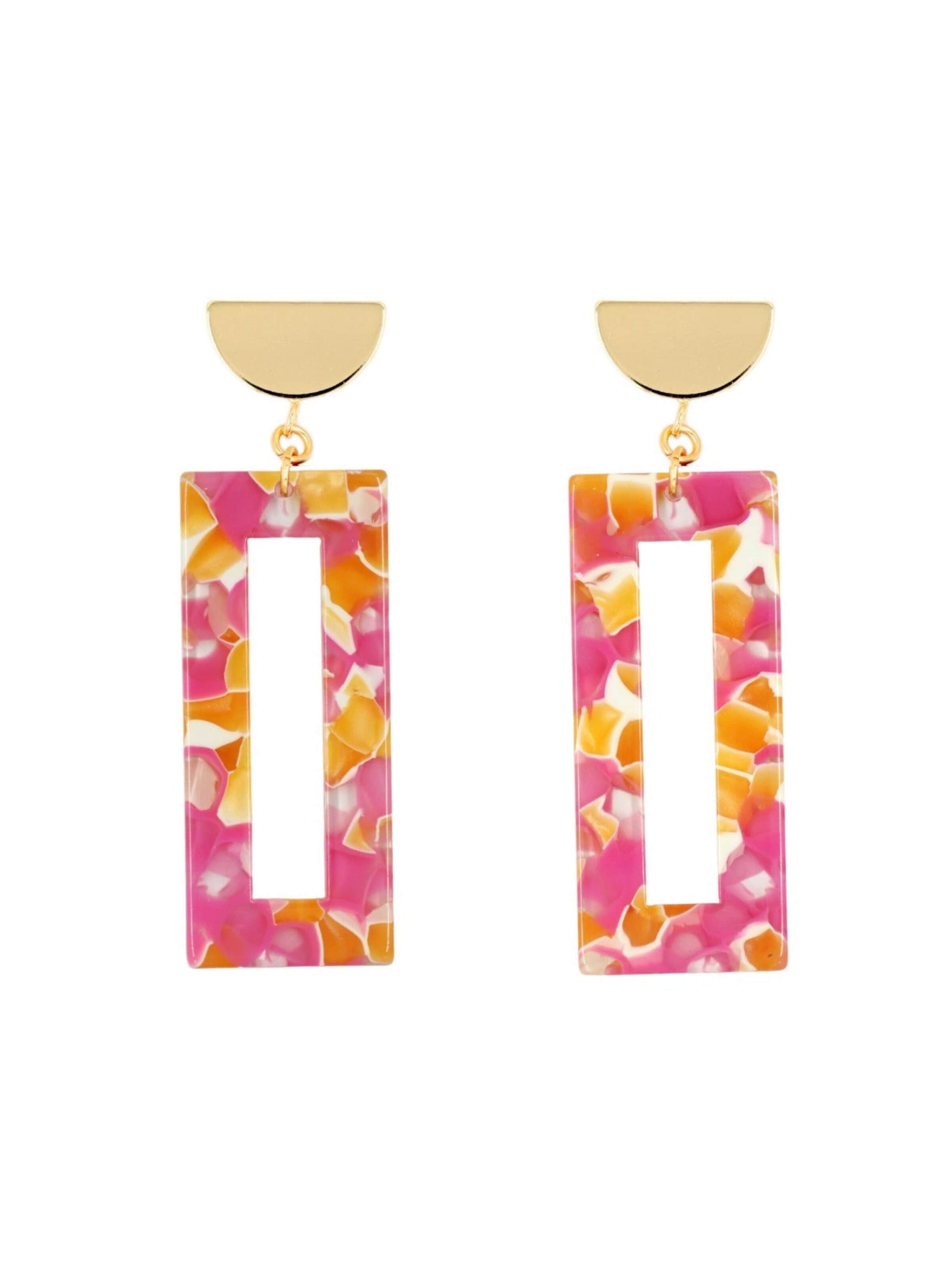 Fräulein Wunder Earrings 'Acetat Akane' in Pink: front
