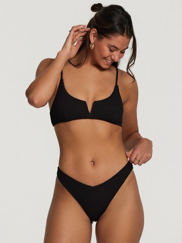 Shiwi Bikini 'Leah' in Zwart: voorkant