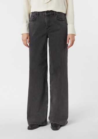 COMMA Flared Jeans 'Anna' in Grey: front