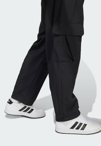 ADIDAS SPORTSWEAR - Loosefit Pantalón deportivo 'Future Icons' en negro