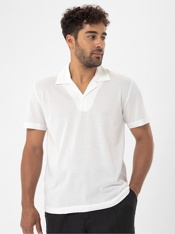 Tricou de la Dandalo pe alb