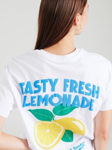 Tricou supradimensional de la Sublevel pe alb