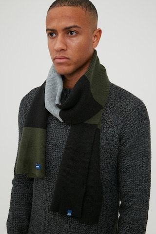 BLEND Scarf in Black: front