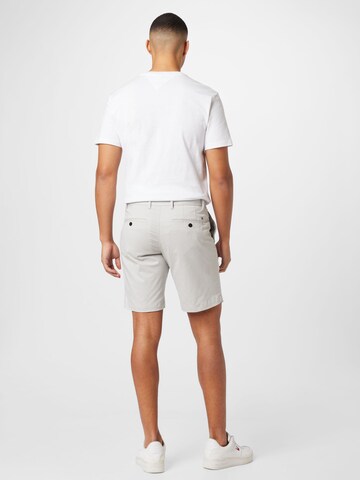 TOMMY HILFIGER - Regular Calças chino 'Brooklyn 1985' em cinzento