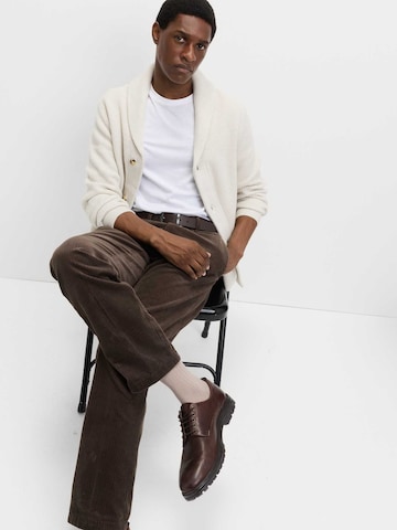 Vestes en maille Marks & Spencer en beige : devant